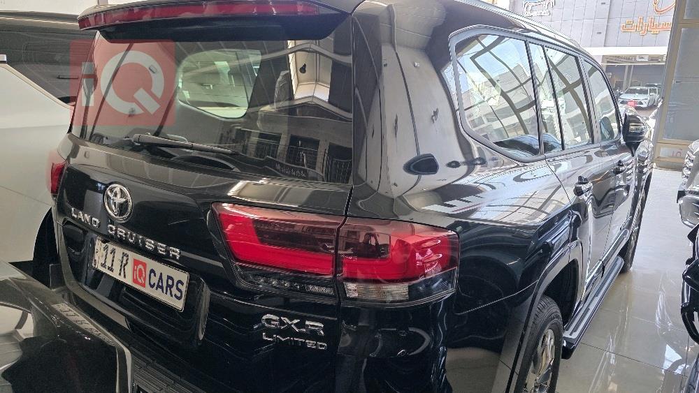 تويوتا لاندكروزر